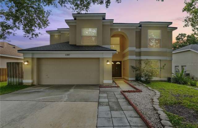 1307 LOCHBREEZE Way Gallery 2