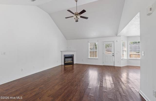 1904 Lobelia Lane Gallery 4