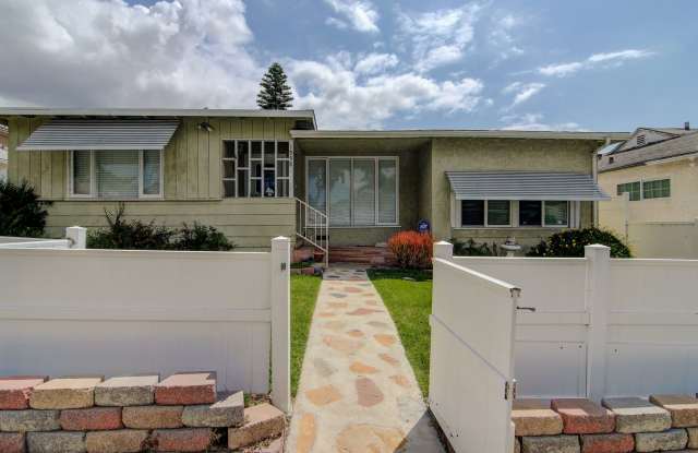 3-Bed Signal Hill House for Lease photos photos 3-Bed Signal Hill House for Lease photos photos