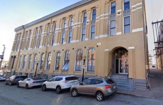 Coming Soon: Stylish Loft in the Heart of River Market with Parking Included photos photos