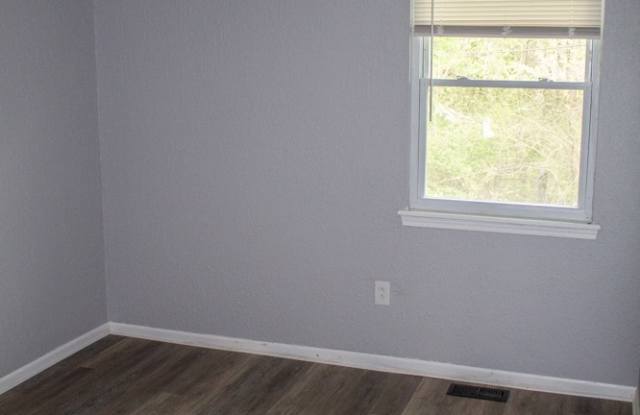 5644 Crest Drive Gallery 3