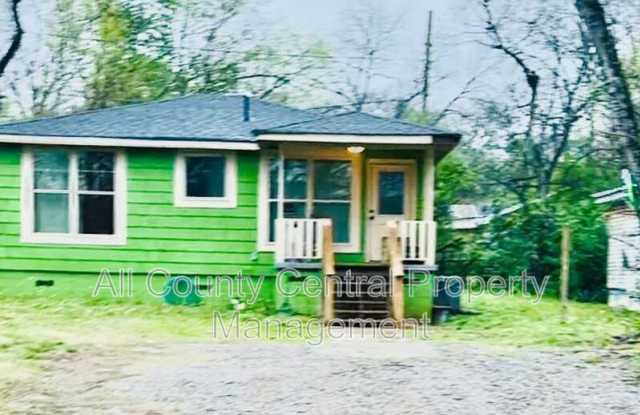 1811 Courtney Ave photos photos