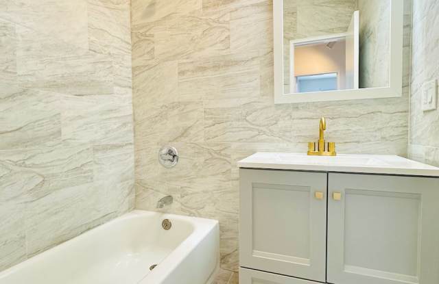 324 Strawberry Hill Ave photos photos