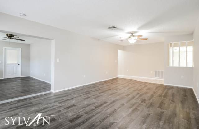 13112 Sheridan Drive Gallery 4
