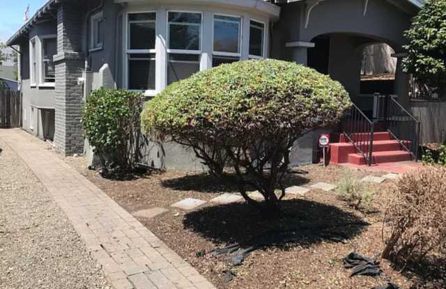 4315 Essex Street photos photos