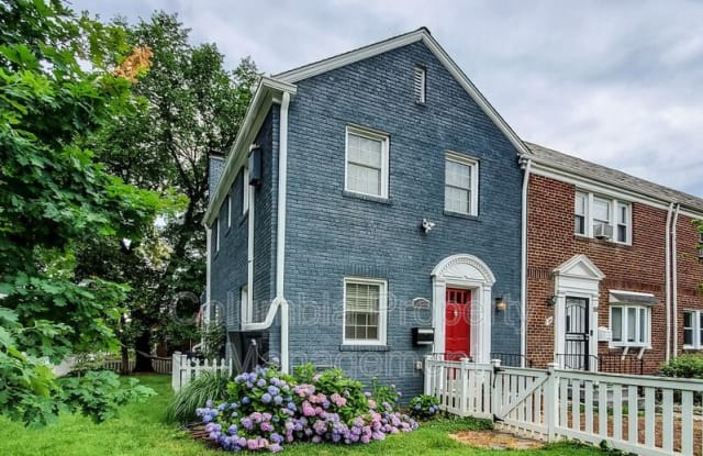 61 Franklin St NE - 61 Franklin Street Northeast, Washington, DC 20002