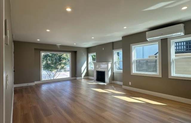 Beautifully Renovated Home in Oakland! Gallery 4