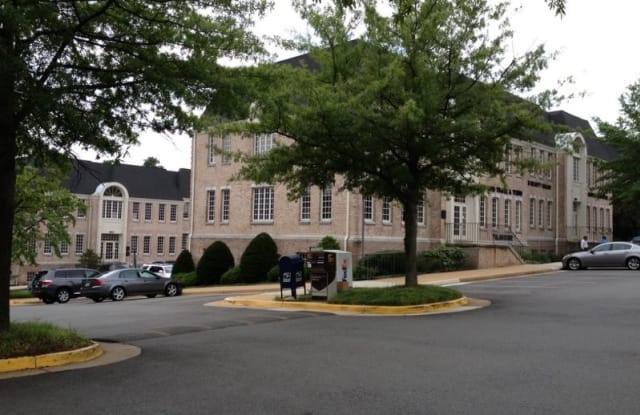 3913 Old Lee Hwy 31-B - 3913 Old Lee Highway, Fairfax, VA 22030