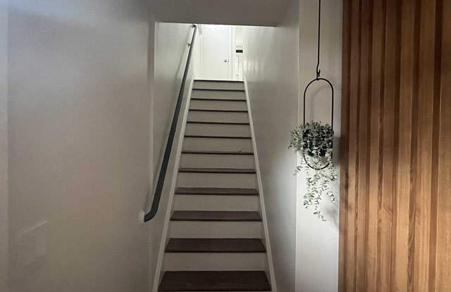 146 Highview Place Gallery 2