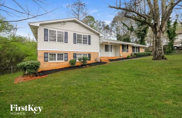 1038 Duke Drive Southeast Gallery 2