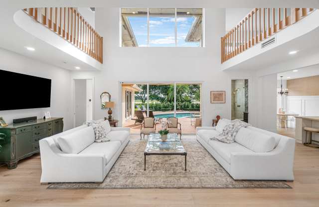 2874 POLO ISLAND Drive Gallery 1