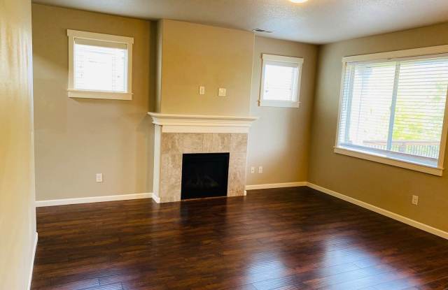 504 N Horns Corner Drive Gallery 4