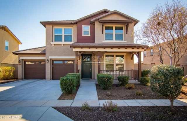 5 Bedroom, 3 Bath Home in Marley Park! Gallery 3