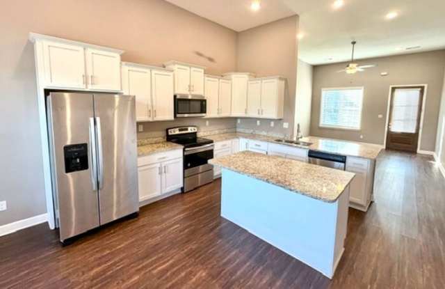 5726 Matthew Drive Gallery 4