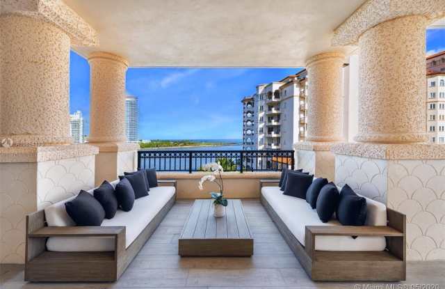 7066 Fisher Island Dr Gallery 2