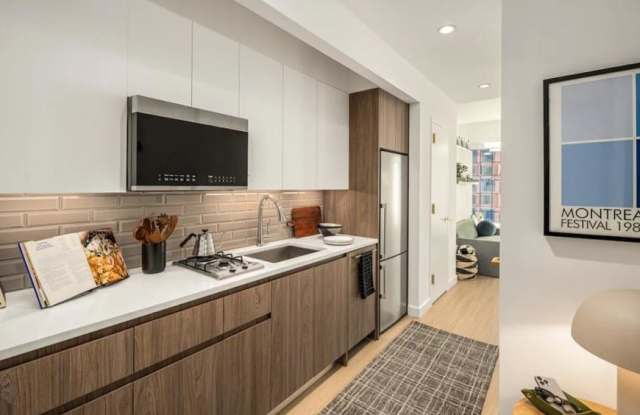 457 West 40th St. photos photos