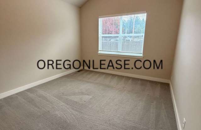 3 bedroom 2 bath 1680 sqft Springfield home Gallery 4