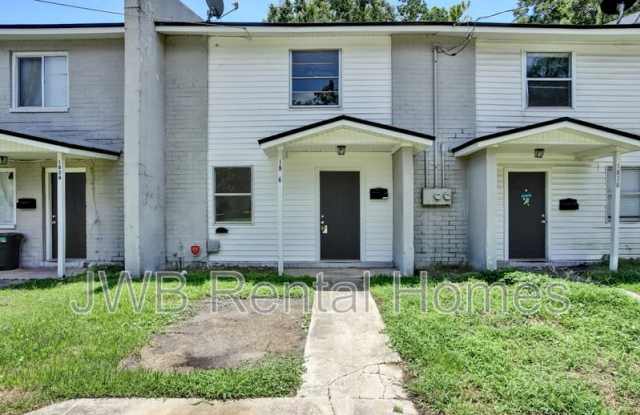 1836 Broadway Ave photos photos