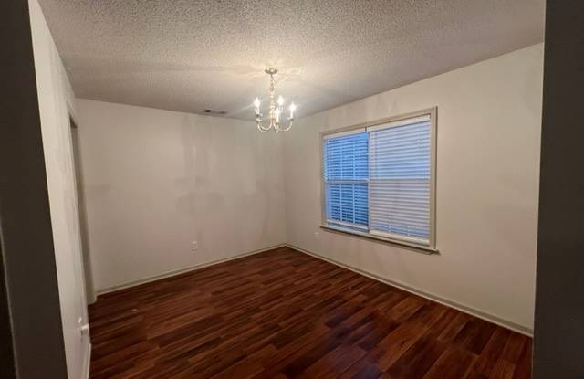 9220 Fletcher Wood Drive Gallery 4