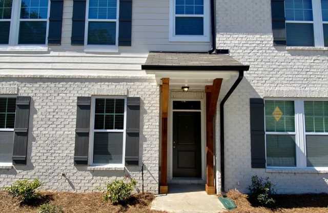Gorgeous Like New Townhome in Pineville Gallery 1