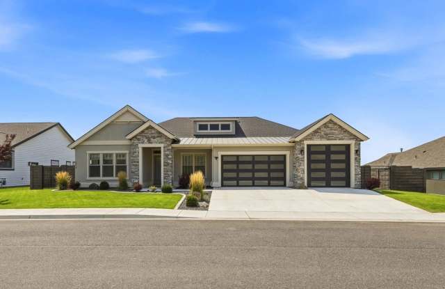 2319 Skyview Gallery 2