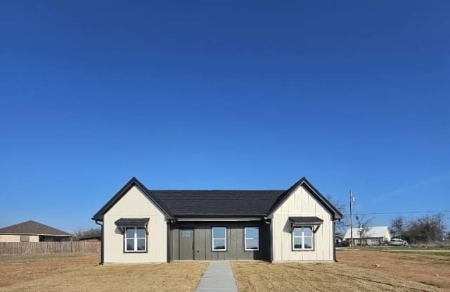 414 Poplar Court photos photos