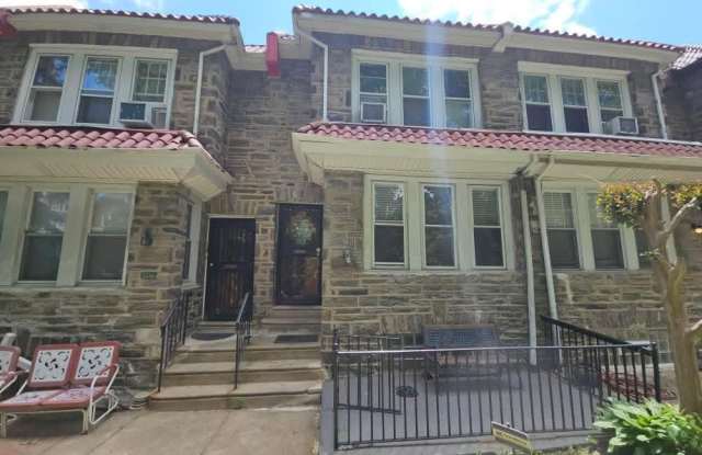 5736 WOODCREST Avenue photos photos