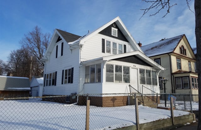 914 24th Ave N - 914 North 24th Avenue, Minneapolis, MN 55411