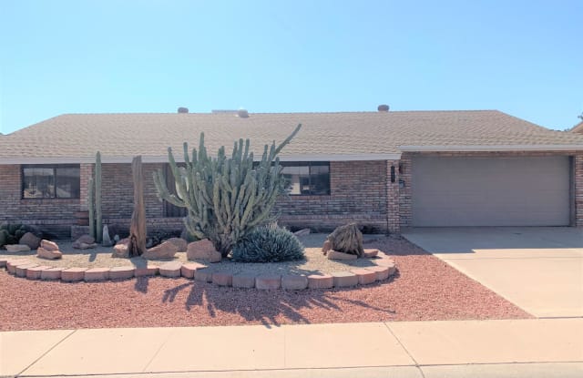10421 W Salem Drive - 10421 West Salem Drive, Sun City, AZ 85351