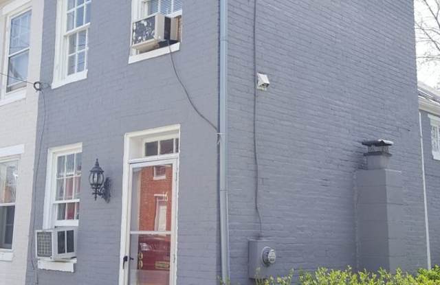 Charming townhouse in downtown Frederick ready for you mid April! - 16 West 6th Street, Frederick, MD 21701