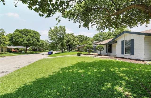 3272 Golfing Green Drive Gallery 3