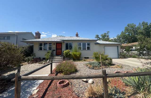 COMPLETELY RENOVATED 2/bed 2 bath in Reno! Gallery 1