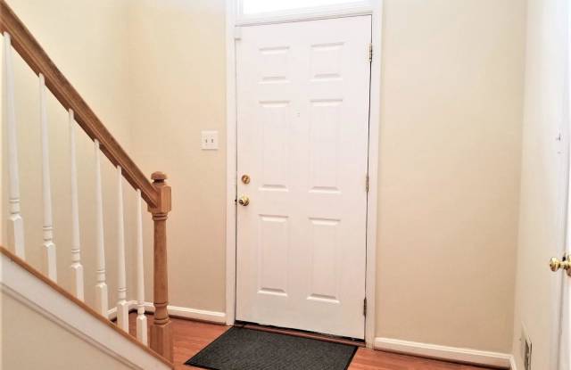 2450 CLOVER FIELD CIRCLE Gallery 3