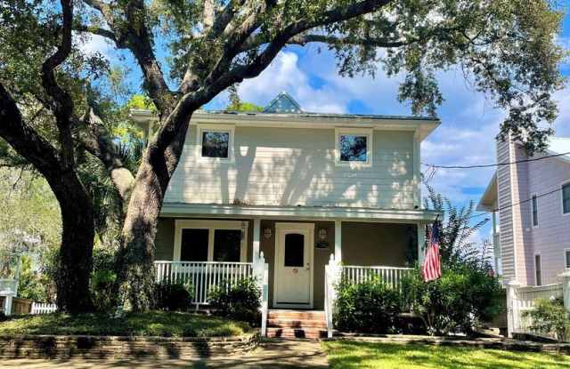 709 S. 6th Street - 709 Sixth St, Destin, FL 32541