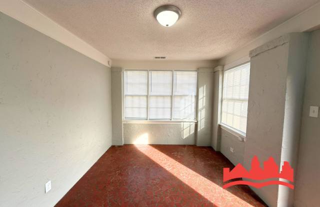 2244 Cypress Cir Gallery 4