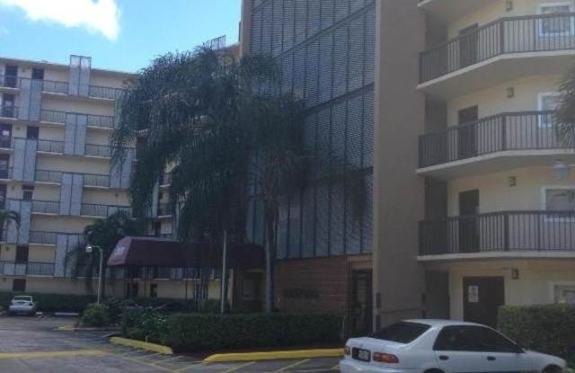 3101 N Country Club Drive 510 photos photos