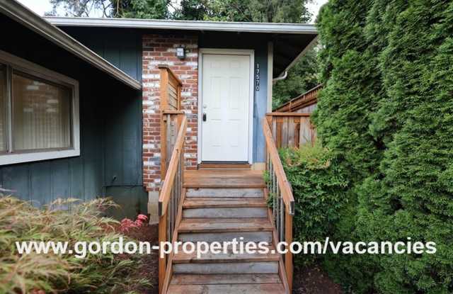Webster Rd - Gladstone 2 bedroom duplex photos photos