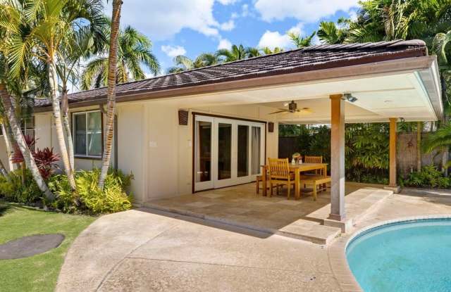 Modern Tropical Home w/Pool, Private Yard, & A/C. Kahala Breeze Gallery 3