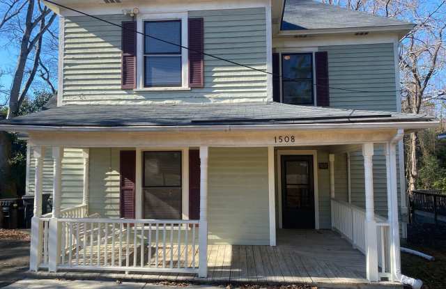 Spacious Historic 3 Bedroom 3 Bathroom House + Office in Lakewood / All Appliances / HUGE yard photos photos