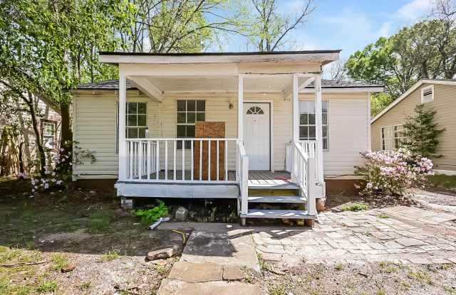 Move-In Ready at 928 Ray St – Get $500 OFF Your First Month! photos photos