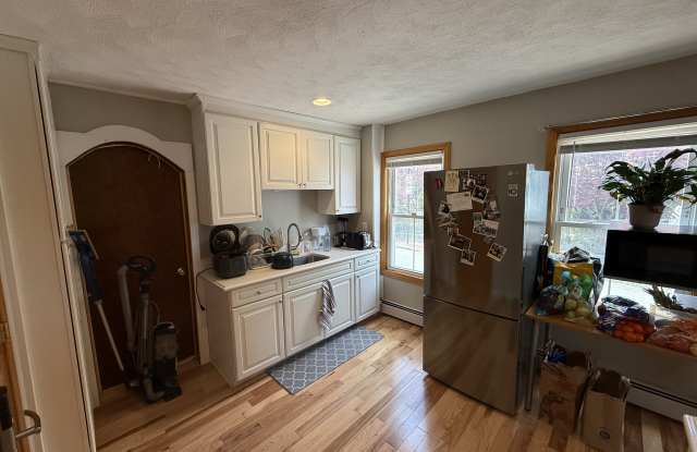 61 Hampshire St photos photos