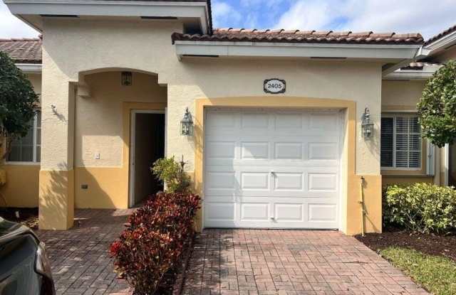 2405 Windjammer Way photos photos
