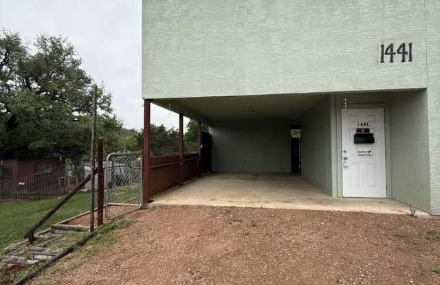 1441 Hidden Acres Rd Gallery 1