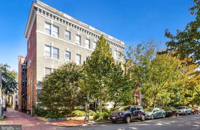Dupont Circle One Bedroom Apartment- Amazing Location! photos photos