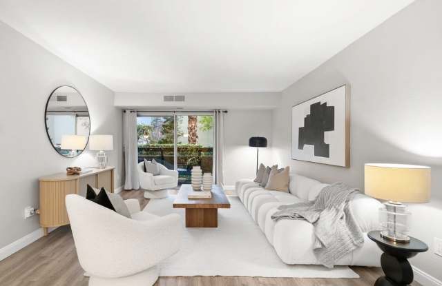 281 Tradewinds Dr Apt 7 photos photos