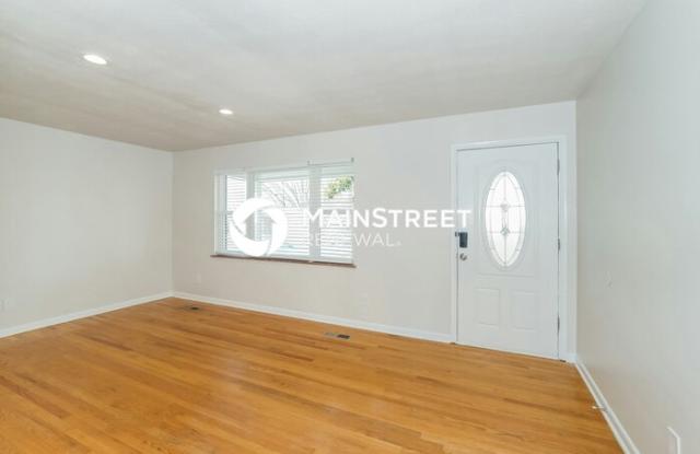 612 West Ridgecrest Drive Gallery 3