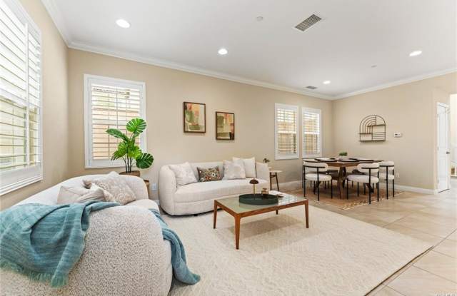 126 Yellow Pine - 126 Yellow Pine, Irvine, CA 92618