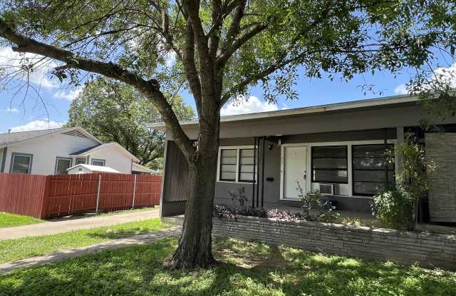 233 Arvin Drive photos photos