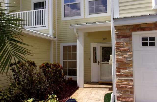 929 Woodbridge Ct - 929 Woodbridge Court, Safety Harbor, FL 34695