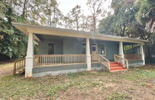 2049 Bellevue Way - 2049 Belle Vue Way, Tallahassee, FL 32304